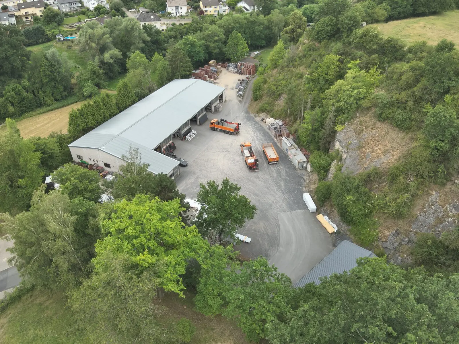 Luftaufnahme des Kantmeister-Firmengeländes in Heistenbach
